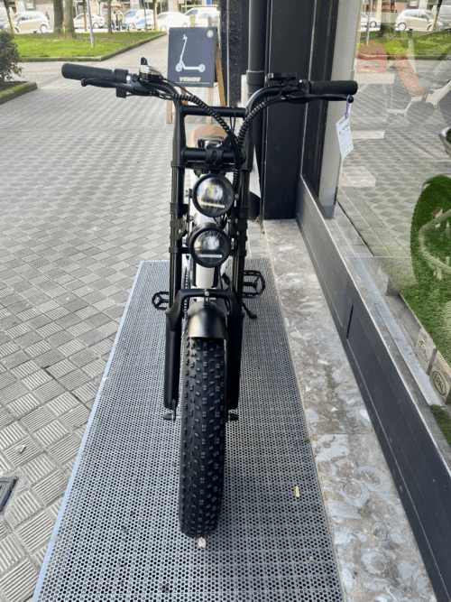 Engwe M20 Bicicleta eléctrica estilo moto 750W | Doble batería 26Ah, 150 km autonomía, suspensión completa - Imagen 2