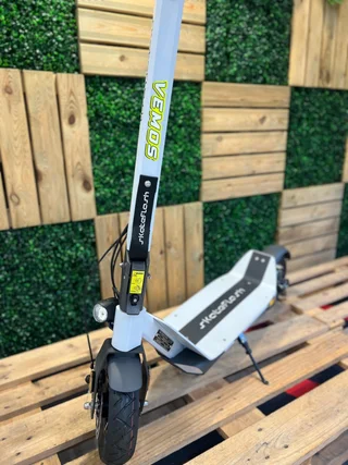 SkateFlash Model US Patinete eléctrico | 500W, batería LG 48V 16Ah, autonomía 50 km y frenos de disco - Imagen 3